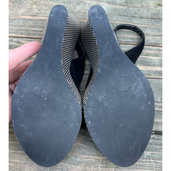 Tommy Hilfiger women’s Vivienne houndstooth wedge platform heels (size 8.5) - Picture 6 of 6